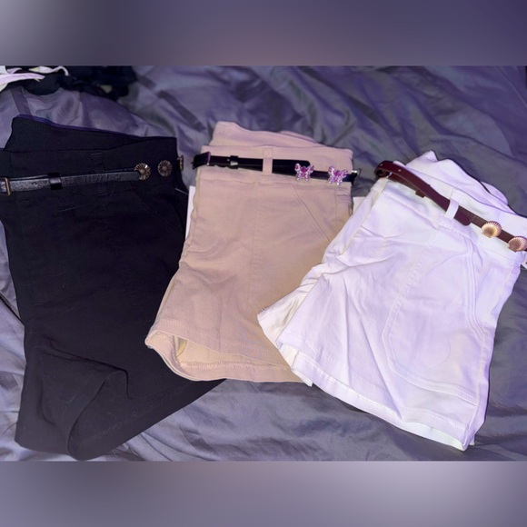 Joe B Black and White Shorts with Floral Accents - Picture 1 of 11